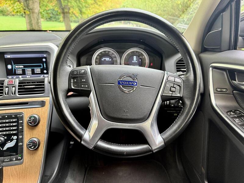 Volvo XC60 T5 Se Lux 2.0 5dr Estate Automatic Petrol - U1982