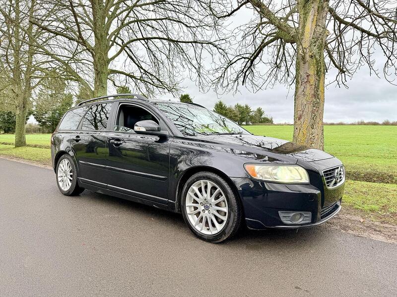 Volvo V50 Se Lux 2.0 5dr Estate Manual Petrol - U2012