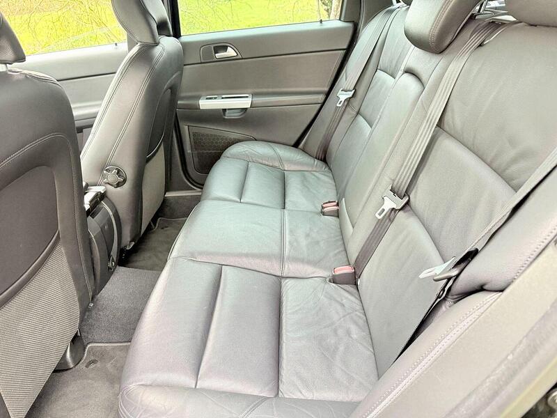 Volvo V50 Se Lux 2.0 5dr Estate Manual Petrol - U2012