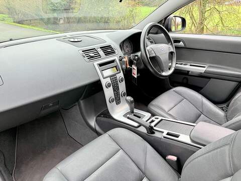 Volvo V50 Se Lux 2.0 5dr Estate Manual Petrol - U2012