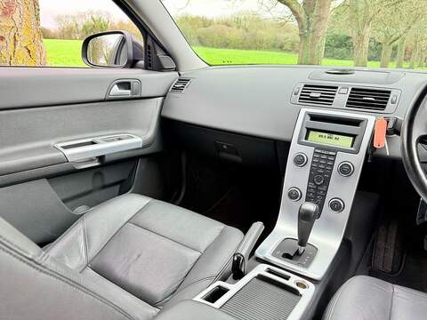 Volvo V50 Se Lux 2.0 5dr Estate Manual Petrol - U2012