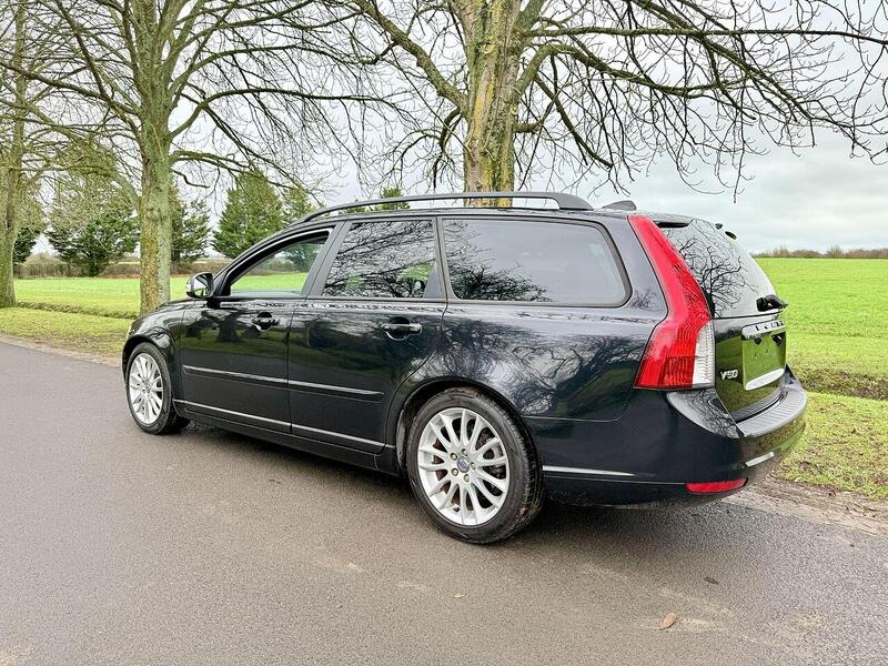 Volvo V50 Se Lux 2.0 5dr Estate Manual Petrol - U2012