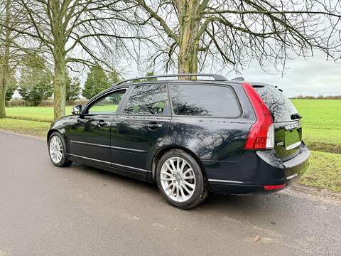 Volvo V50 Se Lux 2.0 5dr Estate Manual Petrol - U2012