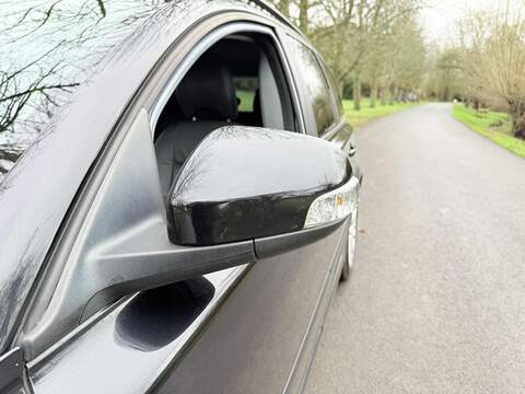 Volvo V50 Se Lux 2.0 5dr Estate Manual Petrol - U2012