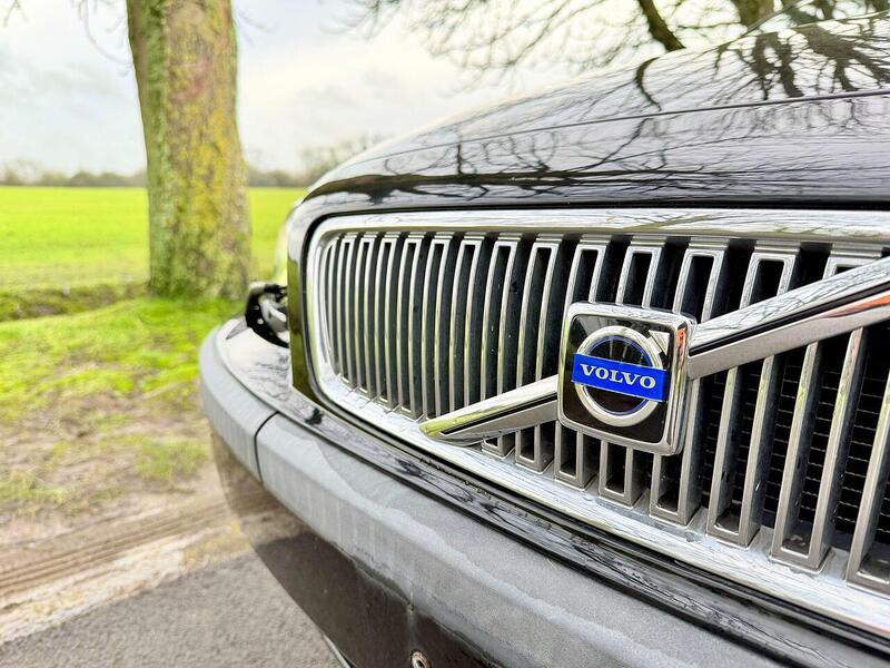 Volvo V70 2.4 SE Estate 5dr Petrol Automatic (231 g/km, 170 bhp) - U2020