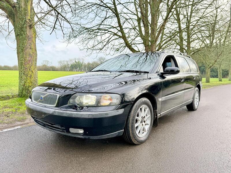Volvo V70 2.4 SE Estate 5dr Petrol Automatic (231 g/km, 170 bhp) - U2020