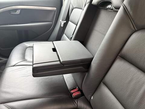 Volvo V70 Se Lux 2.5 5dr Estate Automatic Petrol - U2025
