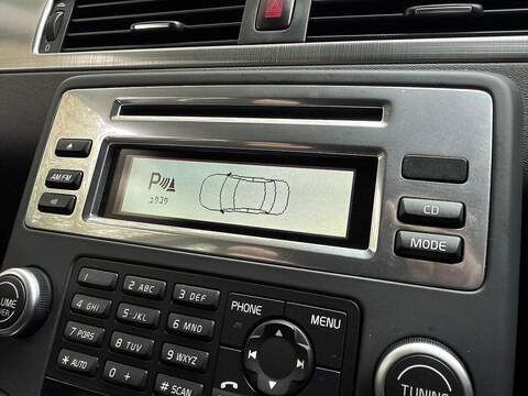Volvo V70 Se Lux 2.5 5dr Estate Automatic Petrol - U2025
