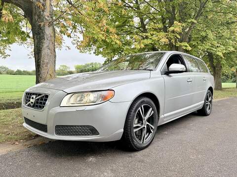 Volvo V70 Se Lux 2.5 5dr Estate Automatic Petrol - U2025