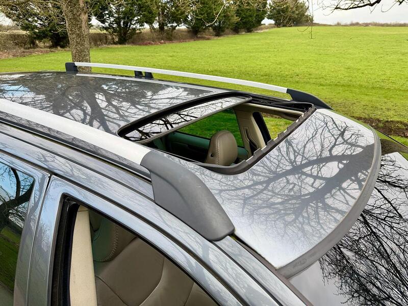 Volvo XC70 2.4 D5 SE Lux Geartronic AWD 5dr - U2030