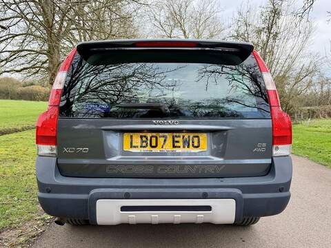 Volvo XC70 2.4 D5 SE Lux Geartronic AWD 5dr - U2030