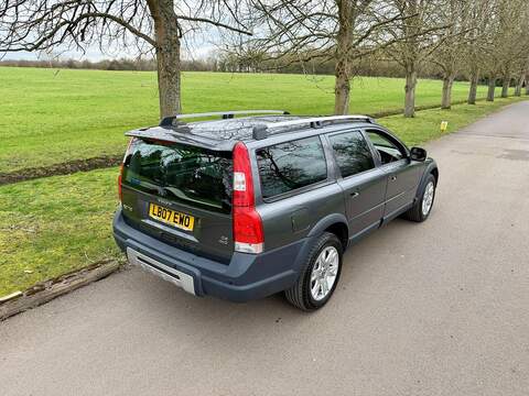 Volvo XC70 2.4 D5 SE Lux Geartronic AWD 5dr - U2030