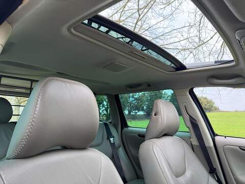 Volvo XC70 2.4 D5 SE Lux Geartronic AWD 5dr - U2030