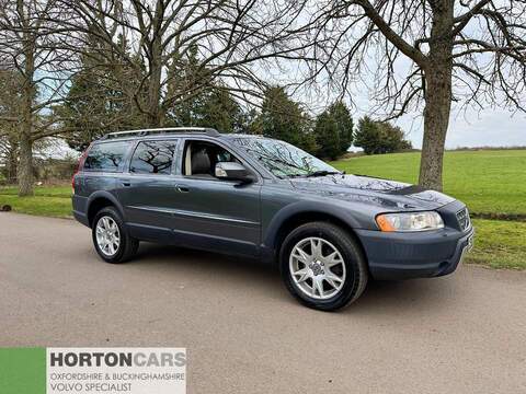 Volvo XC70 5.2 Estate 5dr Petrol Automatic quattro (319 g/km, 429 bhp)