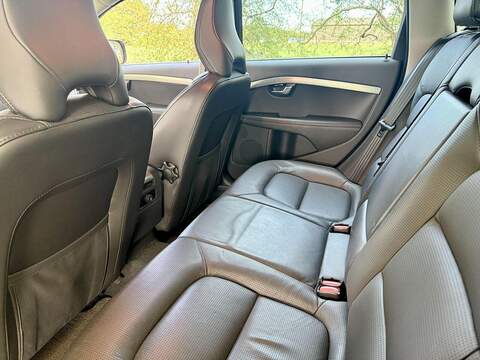 Volvo XC70 3.0 T6 SE Lux Estate 5dr Petrol Geartronic AWD Euro 5 (304 ps) - U2045