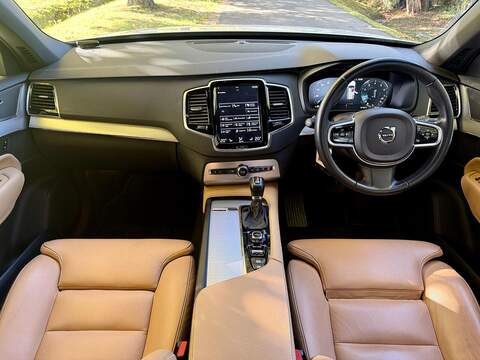 Volvo XC90 2.0 T5 Momentum Pro SUV 5dr Petrol Auto 4WD Euro 6 (s/s) (250 ps) - U2072