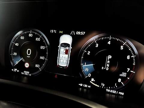 Volvo XC90 2.0 T5 Momentum Pro SUV 5dr Petrol Auto 4WD Euro 6 (s/s) (250 ps) - U2072
