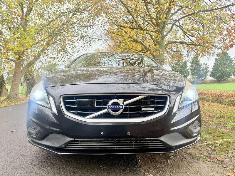 Volvo V60 T4 Se Lux Estate 1.6 Automatic Petrol - U2073