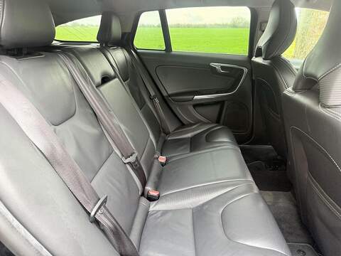 Volvo V60 T4 Se Lux Estate 1.6 Automatic Petrol - U2073