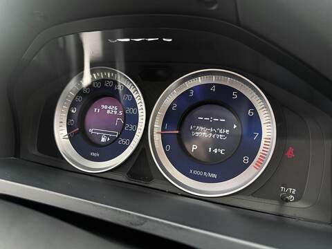 Volvo V60 T4 Se Lux Estate 1.6 Automatic Petrol - U2073