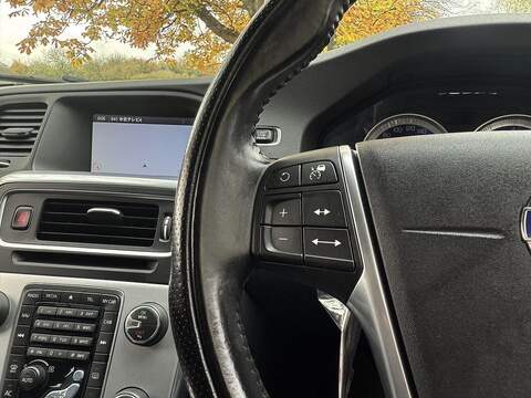 Volvo V60 T4 Se Lux Estate 1.6 Automatic Petrol - U2073