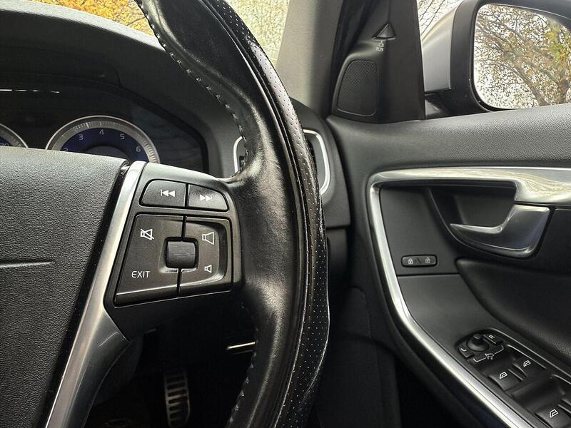 Volvo V60 T4 Se Lux Estate 1.6 Automatic Petrol - U2073