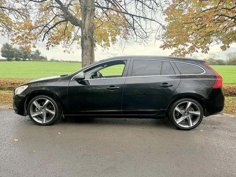 Volvo V60 T4 Se Lux Estate 1.6 Automatic Petrol - U2073