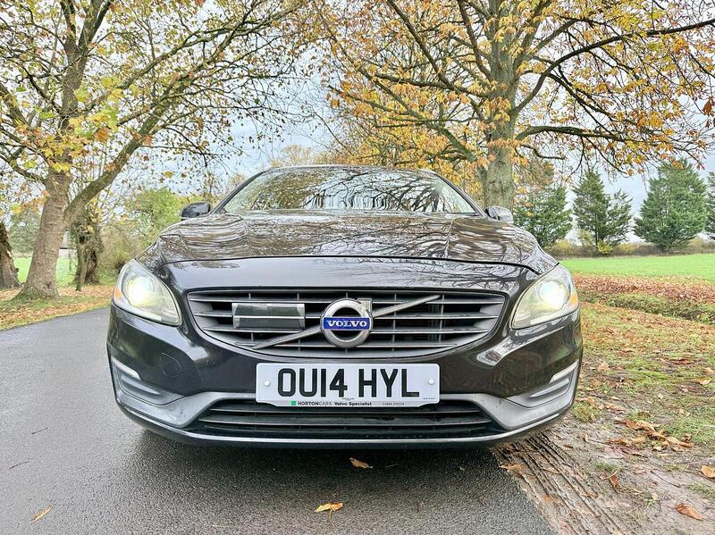 Volvo V60 1.6 D2 SE Lux Nav Estate 5dr Diesel Powershift Euro 5 (s/s) (115 ps) - U2074