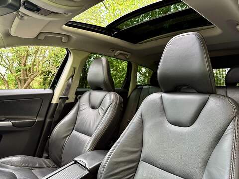 volvo Xc60 T6 Se Awd Estate 3.0 Automatic Petrol Estate Automatic Petrol - U2078