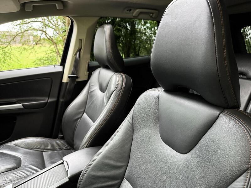 volvo Xc60 T6 Se Awd Estate 3.0 Automatic Petrol Estate Automatic Petrol - U2078