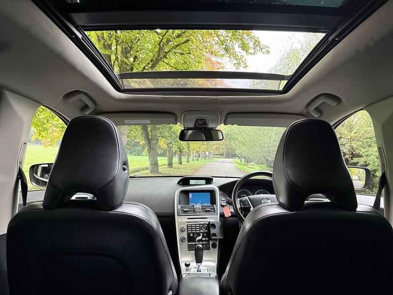 volvo Xc60 T6 Se Awd Estate 3.0 Automatic Petrol Estate Automatic Petrol - U2078