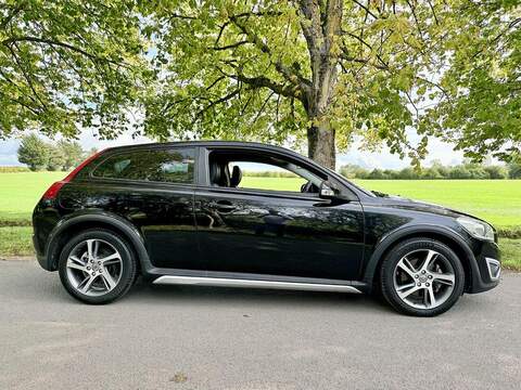Volvo C30 2.0 SE Sports Coupe 3dr Petrol Manual Euro 5 (145 ps) - U2093