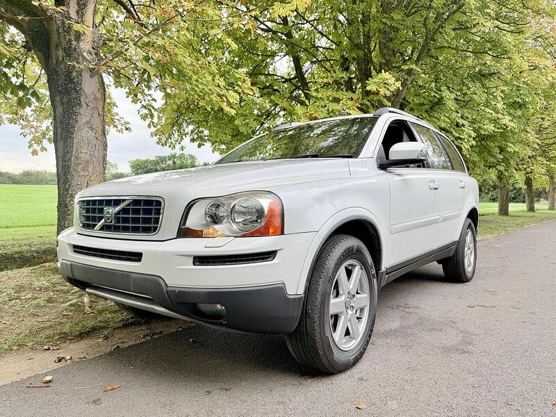 Volvo XC90 Se Awd Estate 3.2 Automatic Petrol - U2094