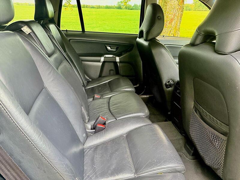 Volvo XC90 Se Awd Estate 3.2 Automatic Petrol - U2094