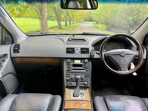 Volvo XC90 Se Awd Estate 3.2 Automatic Petrol - U2094