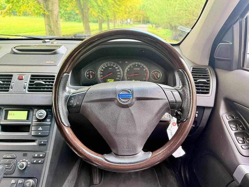 Volvo XC90 Se Awd Estate 3.2 Automatic Petrol - U2094