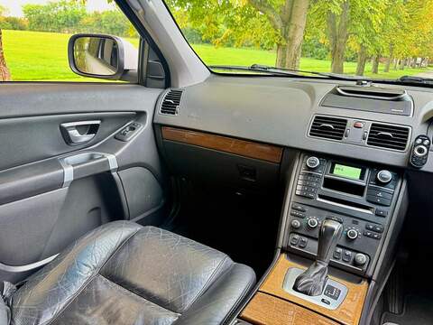 Volvo XC90 Se Awd Estate 3.2 Automatic Petrol - U2094