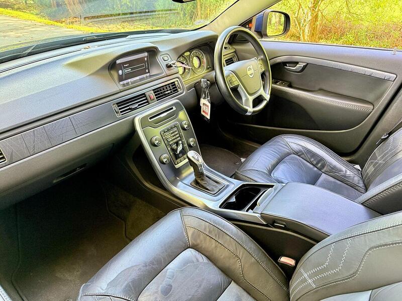 Volvo V70 1.6 T4 SE Lux Estate 5dr Petrol Powershift Euro 5 (180 ps) - U2096