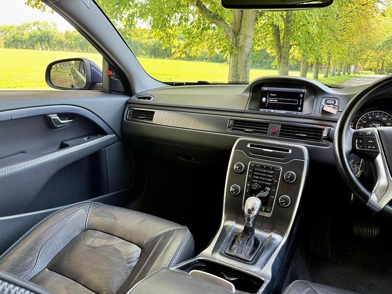 Volvo V70 1.6 T4 SE Lux Estate 5dr Petrol Powershift Euro 5 (180 ps) - U2096