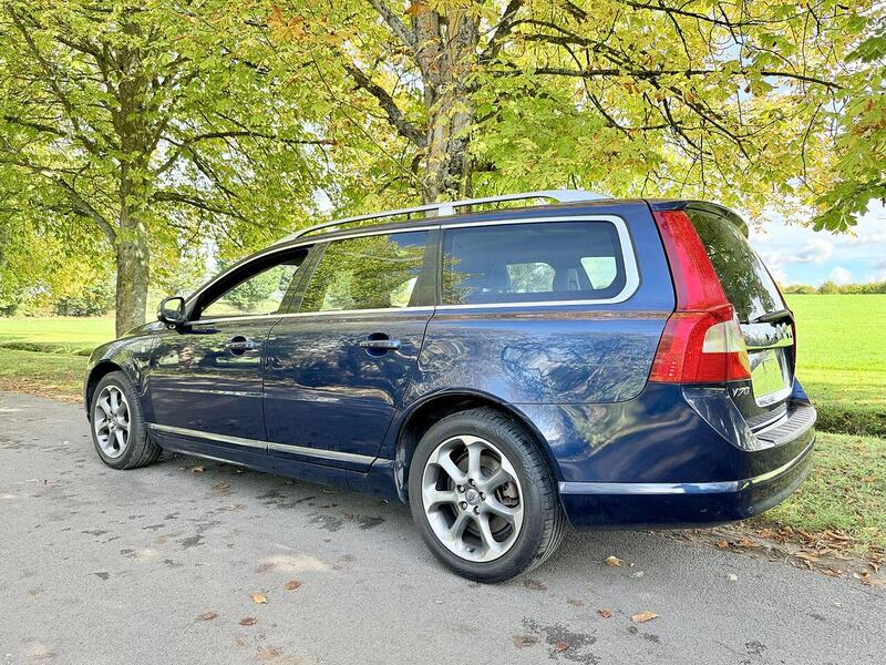 Volvo V70 1.6 T4 SE Lux Estate 5dr Petrol Powershift Euro 5 (180 ps) - U2096