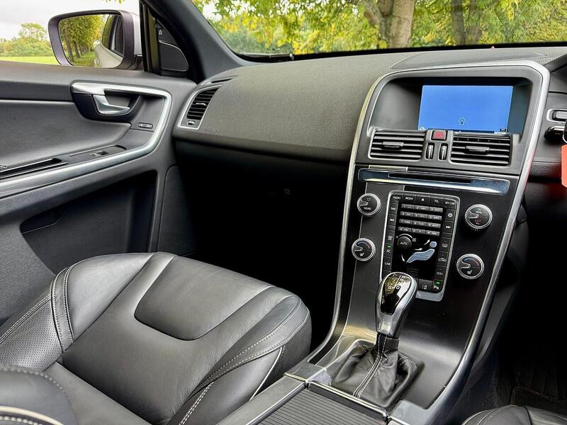 Volvo Xc60 D4 R-Design Lux Nav 2.0 5dr Estate Automatic Diesel - U2100