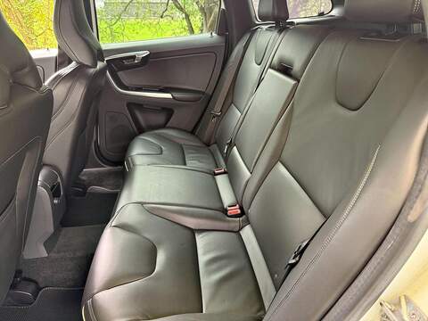 Volvo Xc60 D4 R-Design Lux Nav 2.0 5dr Estate Automatic Diesel - U2100