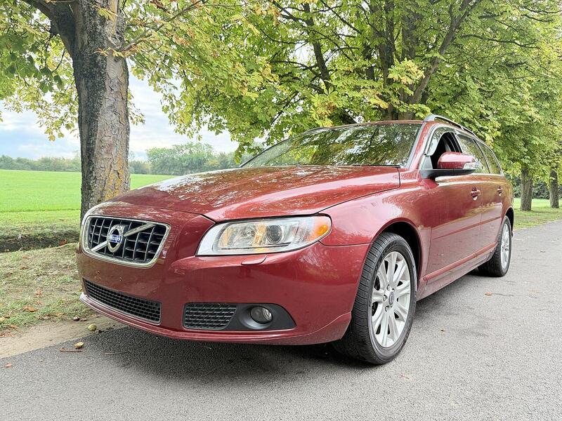 Volvo V70 2.5T SE Lux Estate 5dr Petrol Geartronic Euro 5 (231 ps) - U2102