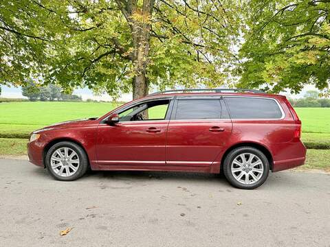 Volvo V70 2.5T SE Lux Estate 5dr Petrol Geartronic Euro 5 (231 ps) - U2102
