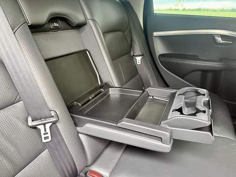 Volvo V70 2.5T SE Lux Estate 5dr Petrol Geartronic Euro 5 (231 ps) - U2102