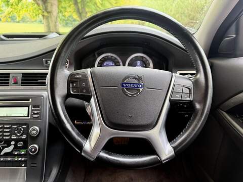 Volvo V70 2.5T SE Lux Estate 5dr Petrol Geartronic Euro 5 (231 ps) - U2102