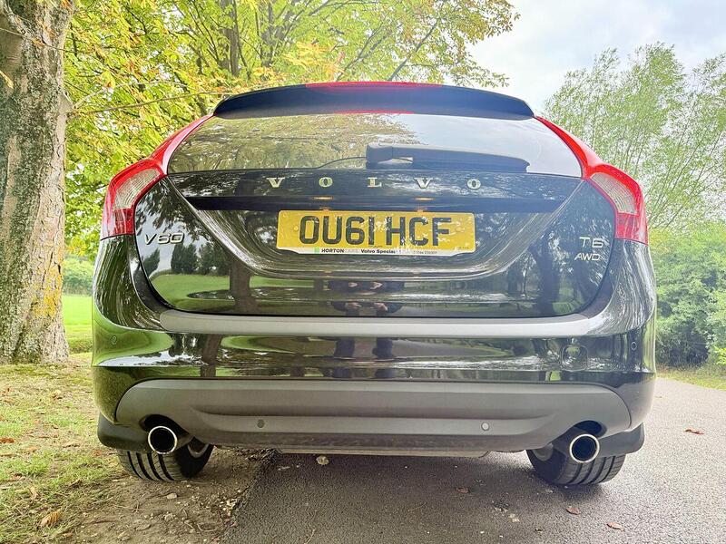 Volvo V60 3.0 T6 SE Lux Estate 5dr Petrol Geartronic AWD Euro 5 (304 ps) - U2106