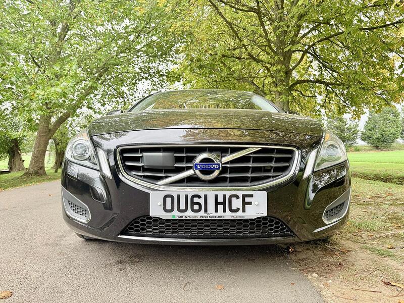 Volvo V60 3.0 T6 SE Lux Estate 5dr Petrol Geartronic AWD Euro 5 (304 ps) - U2106
