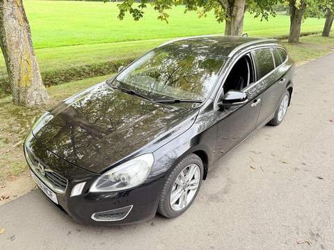 Volvo V60 3.0 T6 SE Lux Estate 5dr Petrol Geartronic AWD Euro 5 (304 ps) - U2106