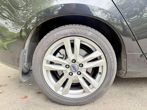 Volvo V60 3.0 T6 SE Lux Estate 5dr Petrol Geartronic AWD Euro 5 (304 ps) - U2106